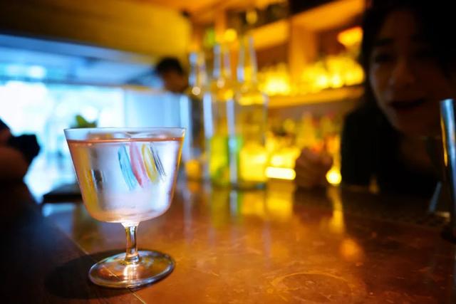 属羊人2022年的贵人（属羊2022年财运方位）