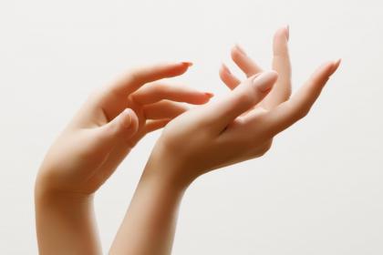 020年农历六月初六出生的女孩如何取名？起什么名字好听又吉利？"