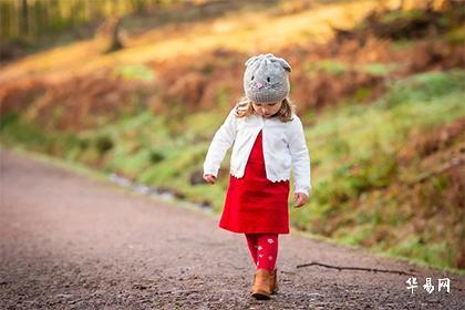 裴姓女孩子取名好听偏古风的