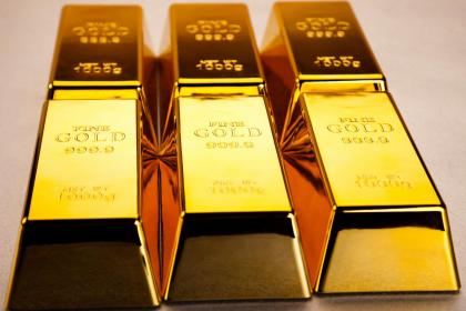 022年2月10日出生的男生起名字，参考五行八字取名"