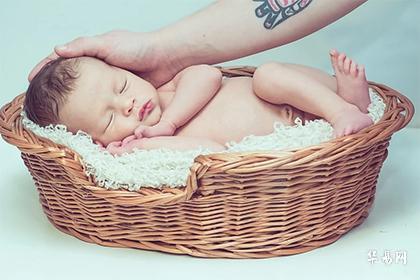 023年七月出生的属兔宝宝取名字大全带解释的"