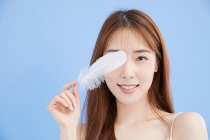 019年谷雨出生的女孩五行缺土如何起名？用什么字合适？"