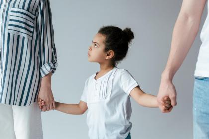 019年出生的姓霍女孩如何起名，宜用什么字"