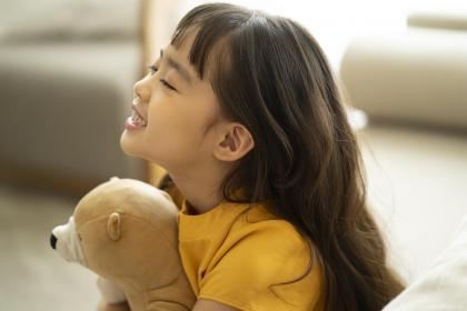 019年8月15号寅时出生的女孩名字如何取，五行属什么"