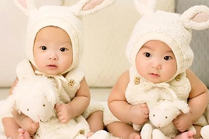 018年腊月（十二月）初七出生狗宝宝起名大全"