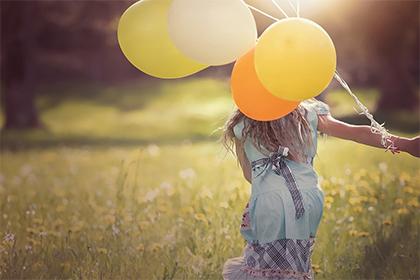 019年腊月出生的女孩起名大全,女孩腊月生起名用什么字？"