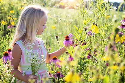 019年4月17号中午出生的女孩起什么名字吉祥"