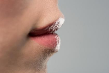 姓纪女孩时尚洋气的名字大全