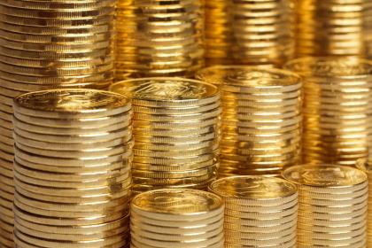 019年7月10号丑时出生的女孩起什么名字好，五行属什么"